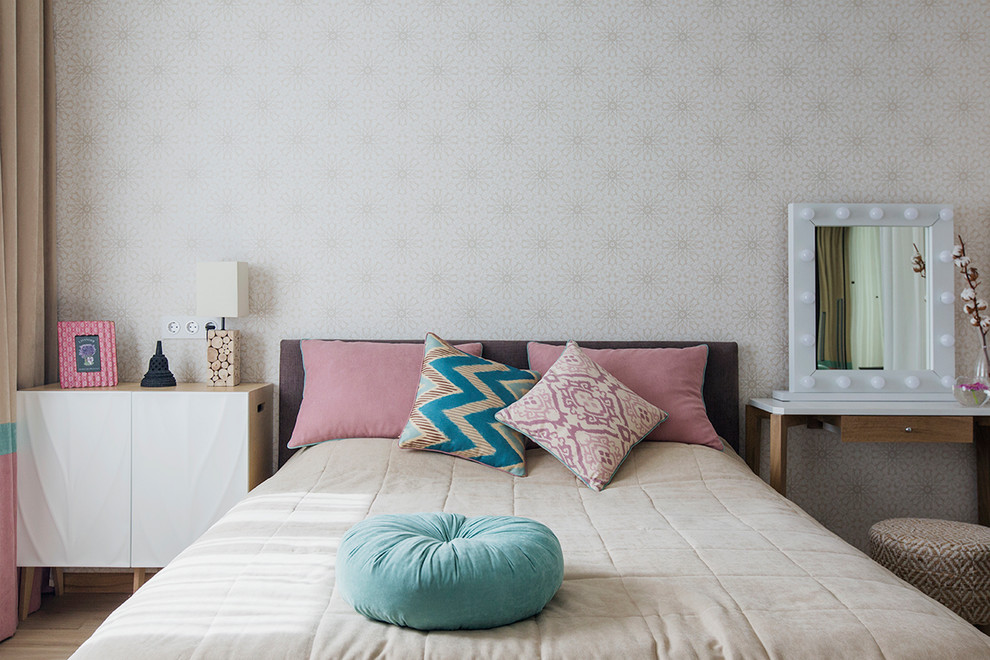 Photo of a scandi bedroom in Moscow.