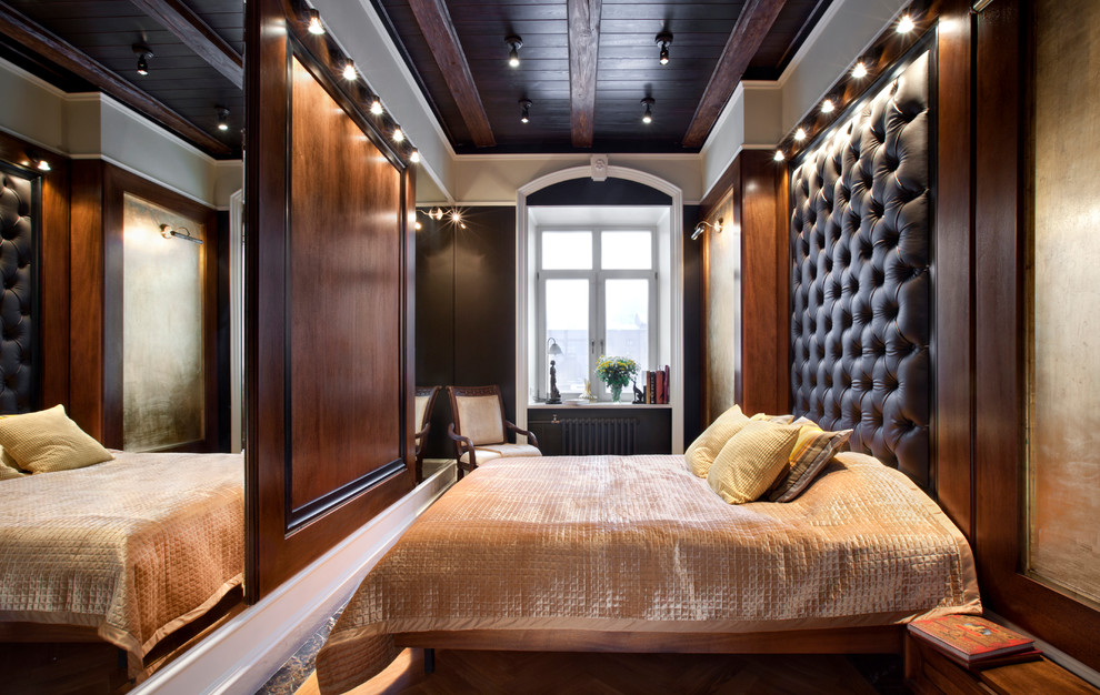 Inspiration for a traditional master bedroom in Moscow with brown walls.