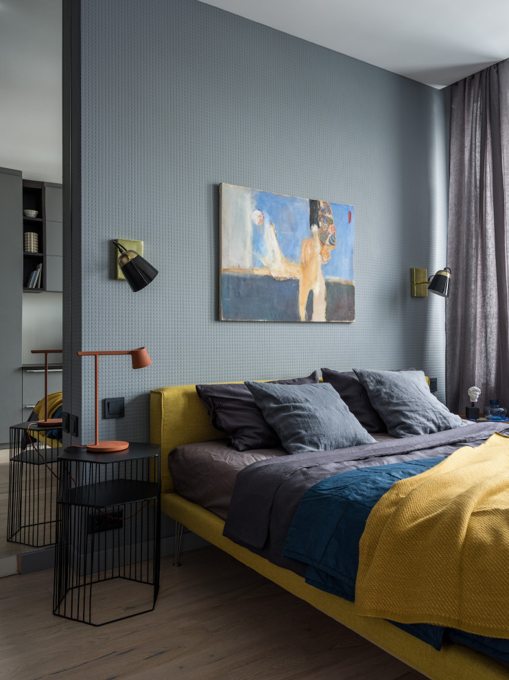Bedroom - contemporary master beige floor bedroom idea in Moscow with gray walls
