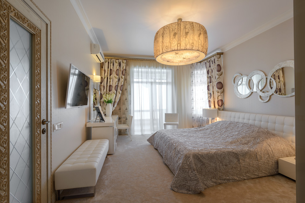 Large master bedroom in Novosibirsk with beige walls and carpet.