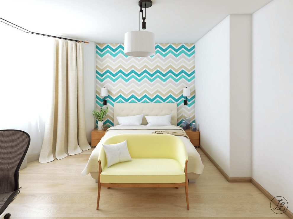 Стильный дизайн: хозяйская спальня среднего размера в скандинавском стиле с белыми стенами, полом из ламината и бежевым полом - последний тренд