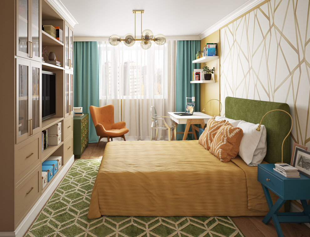 На фото: хозяйская спальня среднего размера в стиле неоклассика (современная классика) с желтыми стенами, паркетным полом среднего тона и коричневым полом без камина