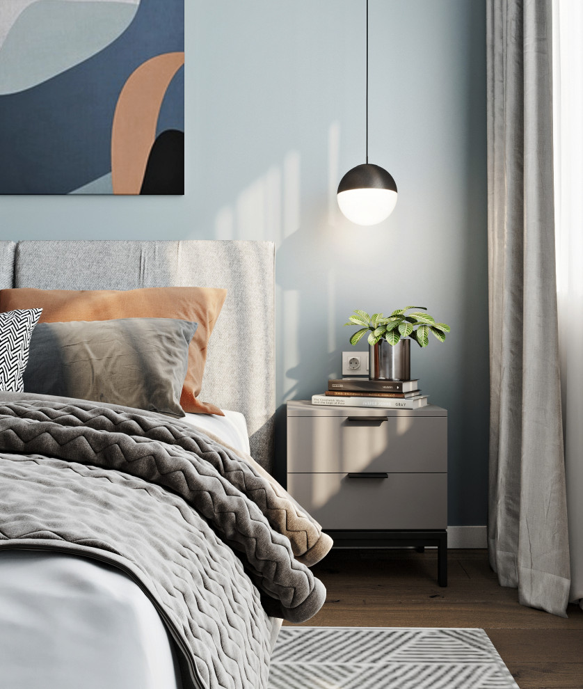 Свежая идея для дизайна: хозяйская спальня среднего размера в современном стиле с полом из ламината, коричневым полом и разноцветными стенами - отличное фото интерьера