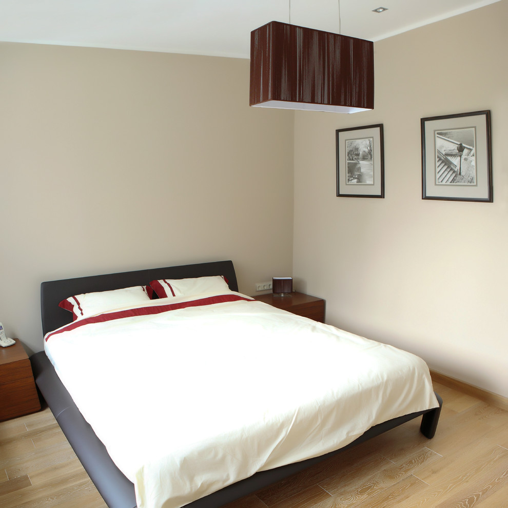 Example of a trendy bedroom design in Moscow