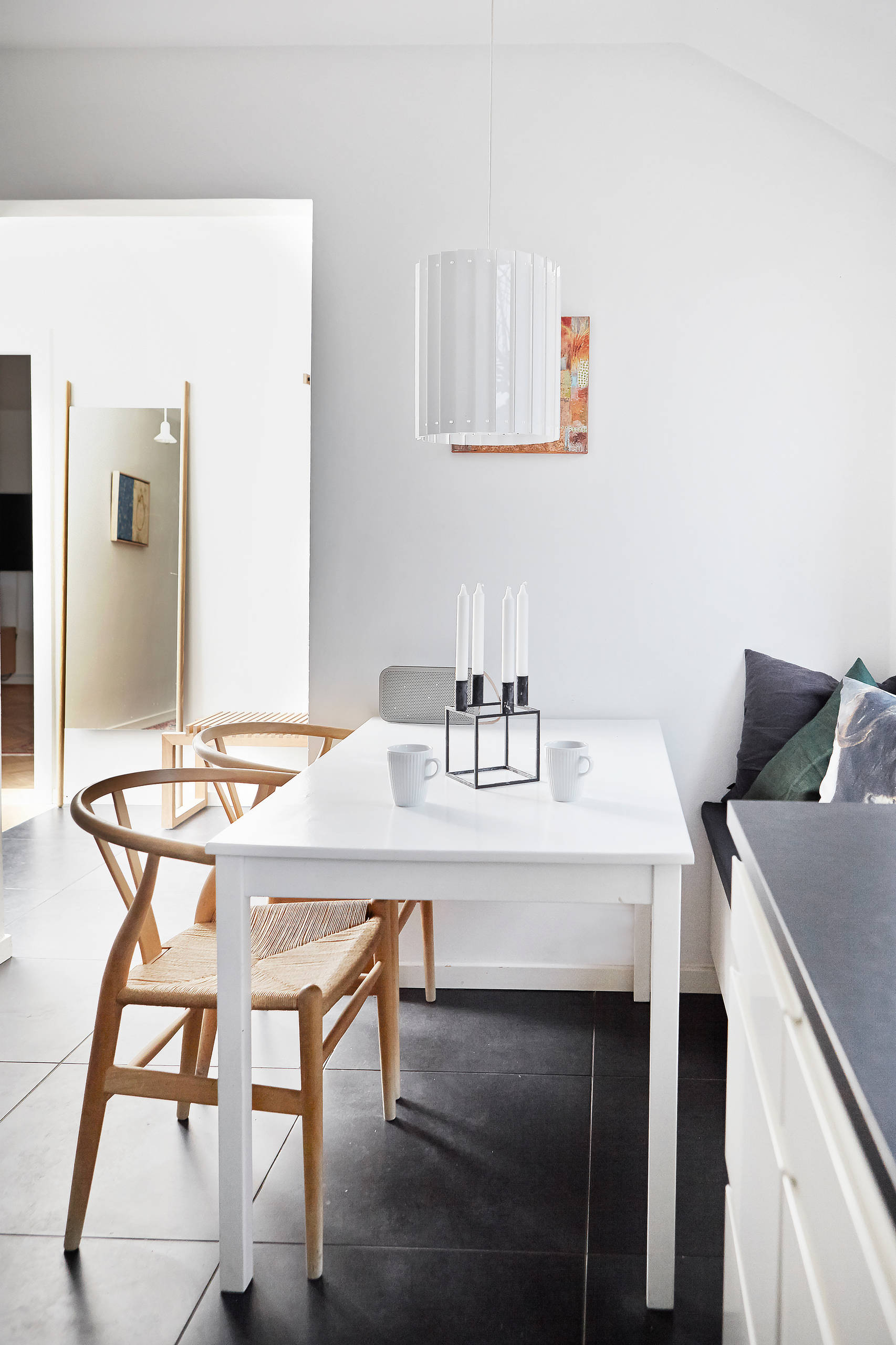 houzz dining room on 75 Beautiful Small Black Floor Dining Room Pictures Ideas April 2021 Houzz