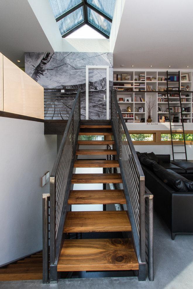 Staircase - contemporary staircase idea in Seattle