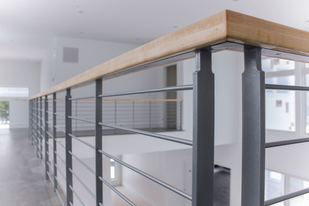 Идея дизайна: угловая лестница среднего размера в стиле шебби-шик с деревянными ступенями и перилами из смешанных материалов