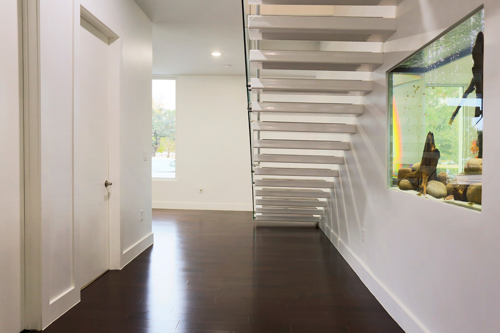 Example of a trendy staircase design in Houston