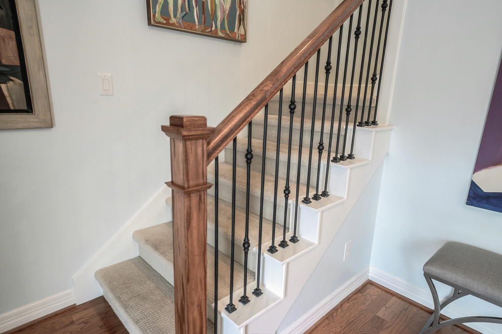 Design ideas for a shabby-chic style staircase in Houston.