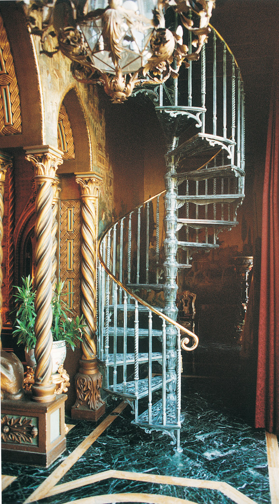 Staircase - victorian staircase idea in Philadelphia