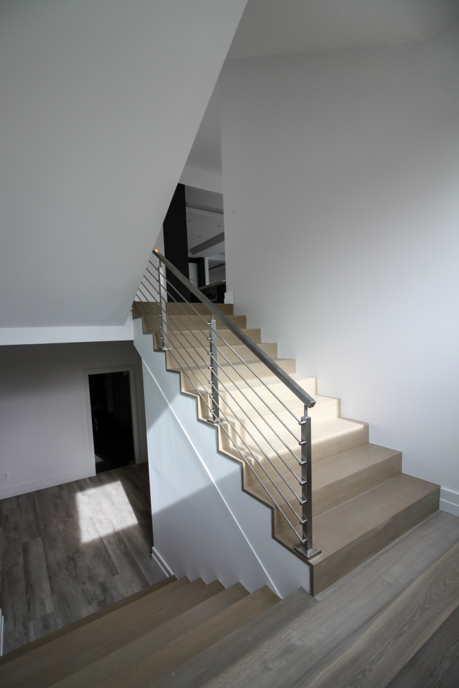 75_Modern Stairway: White Oak & Stainless Steel Balustrade ...