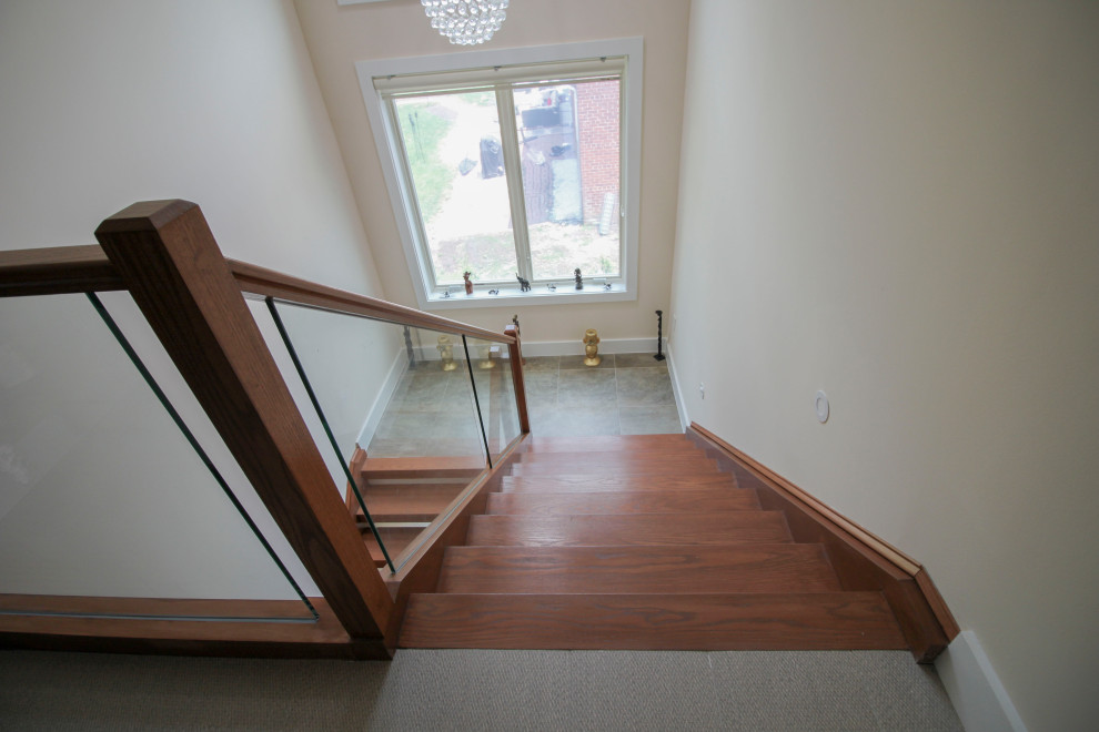 Schwebende, Mittelgroße Moderne Treppe mit Wandpaneelen in Washington, D.C.