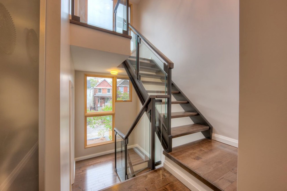 Example of a trendy staircase design in Toronto