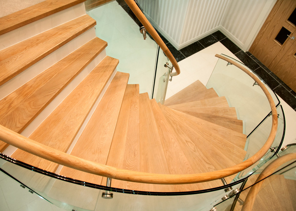 Design ideas for a modern staircase in Buckinghamshire.