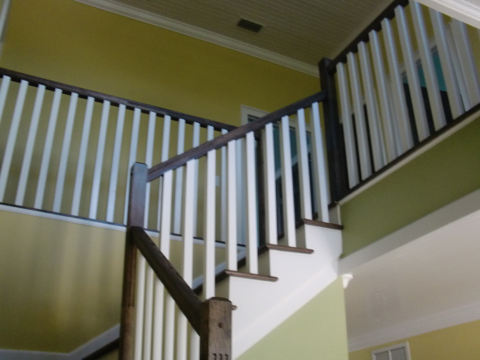 Inspiration for a timeless staircase remodel in Orlando