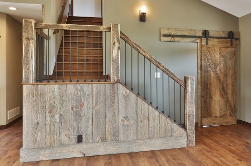 Design ideas for a country staircase in Minneapolis.