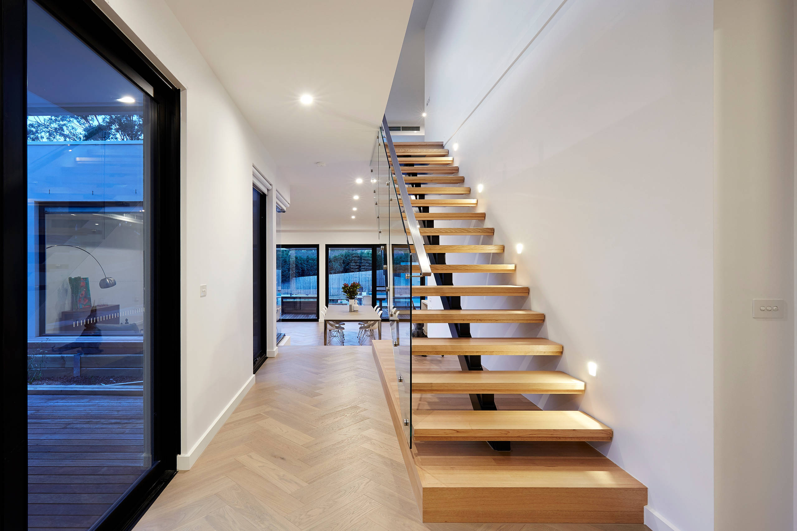 おしゃれなオープン階段 ガラスフェンス の画像 75選 22年1月 Houzz ハウズ おしゃれなオープン階段 ガラスフェンス の画像 75選 22年1月 Houzz ハウズ