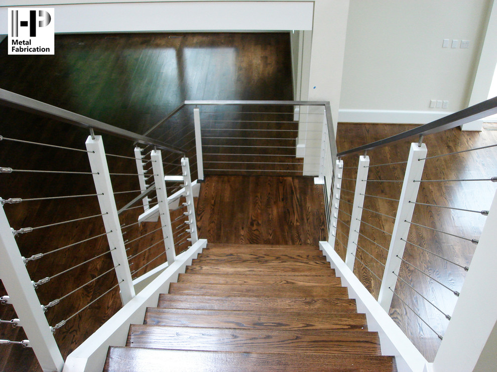Aménagement d'un escalier contemporain de taille moyenne.