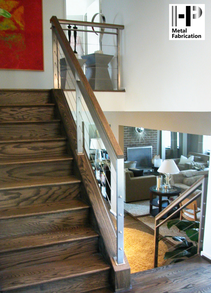 Источник вдохновения для домашнего уюта: лестница среднего размера в стиле кантри