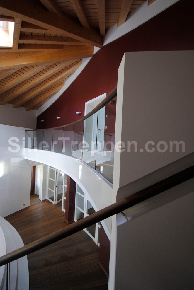 Staircase - modern staircase idea in Other