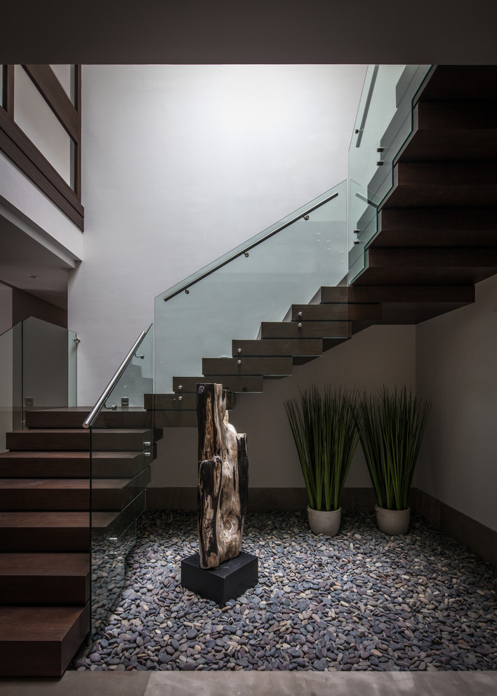 Design ideas for a modern staircase.