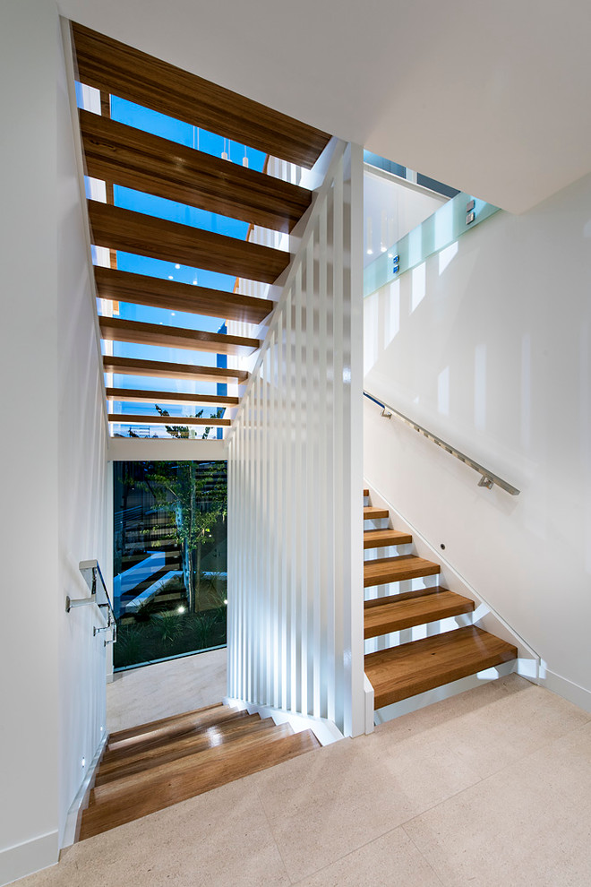 Geräumige Moderne Holztreppe in Perth