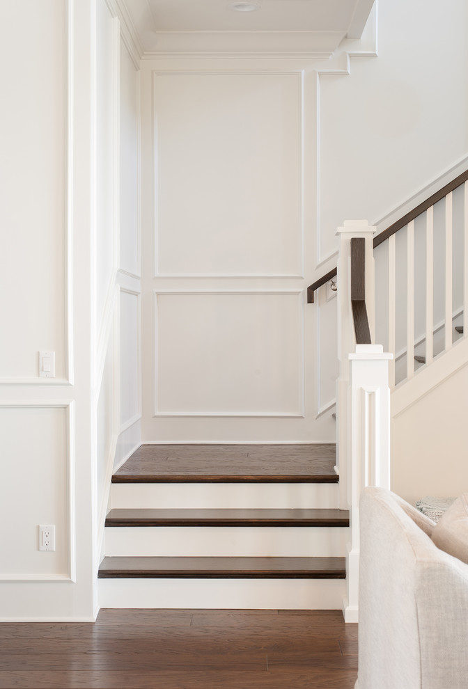 Example of an arts and crafts staircase design in Orlando