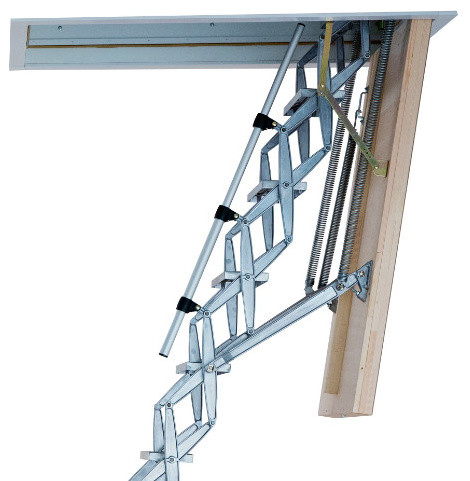 Ejemplo de escalera recta industrial pequeña con escalones de metal y contrahuellas de metal
