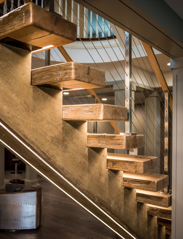 Свежая идея для дизайна: огромная прямая бетонная лестница в современном стиле с деревянными ступенями - отличное фото интерьера