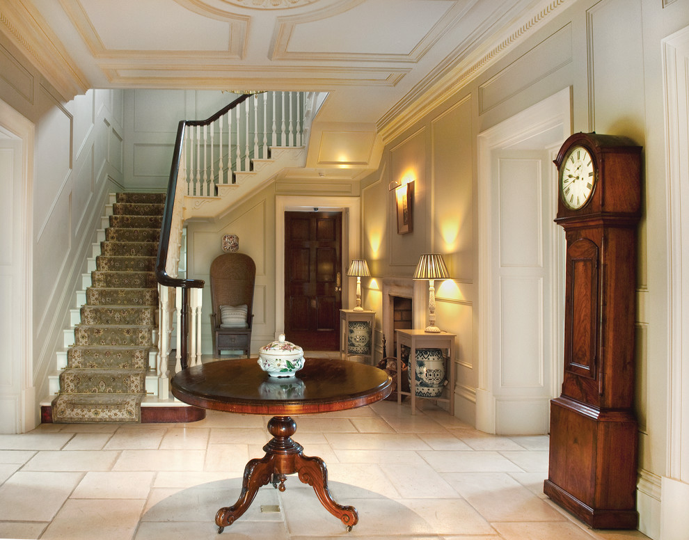 Design ideas for a traditional staircase in Dublin.