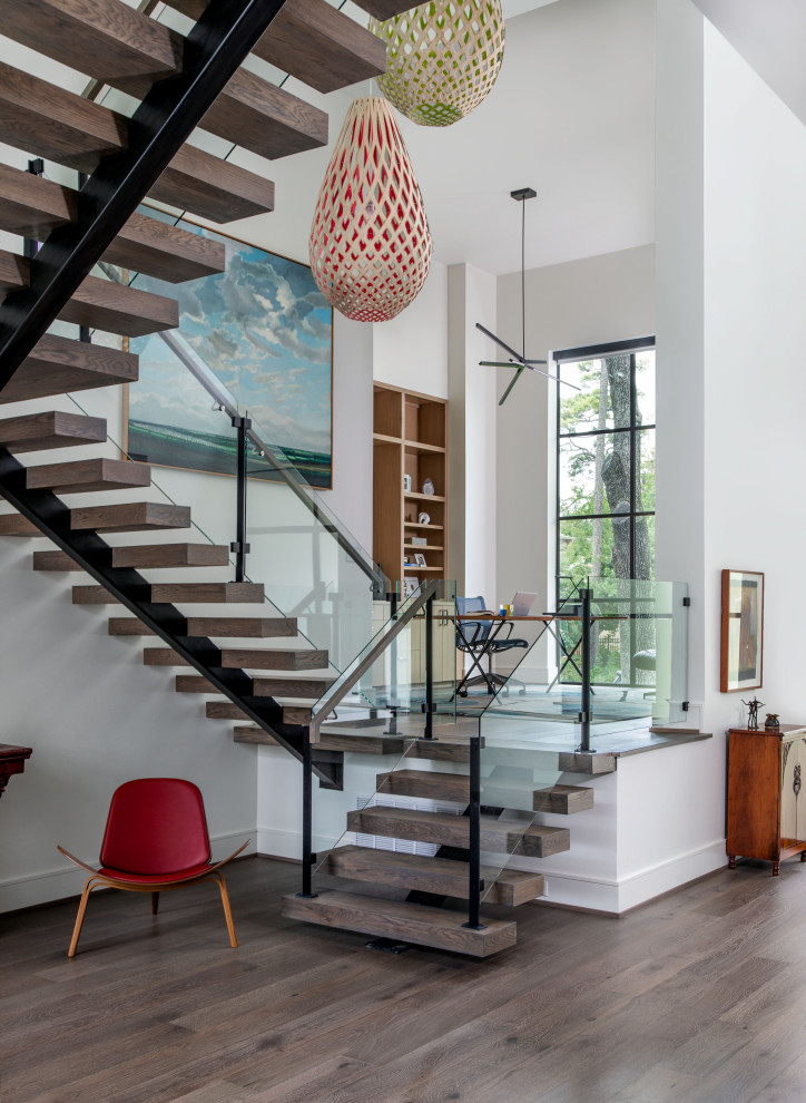 Photo of an expansive contemporary staircase in Houston.