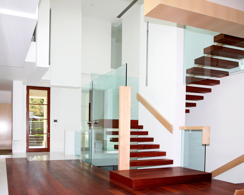 Contemporary floating staircase in Orange County.