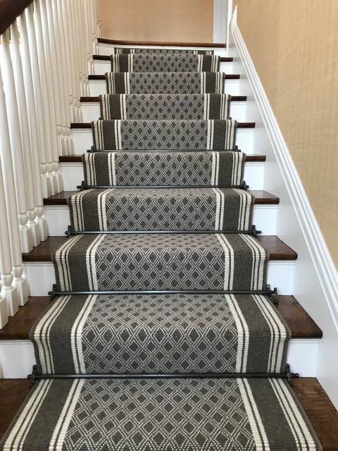 Custom stair runner with applied border and decorative stair rods -  Transitional - Staircase - Boston - by The Carpet Workroom | Houzz IE