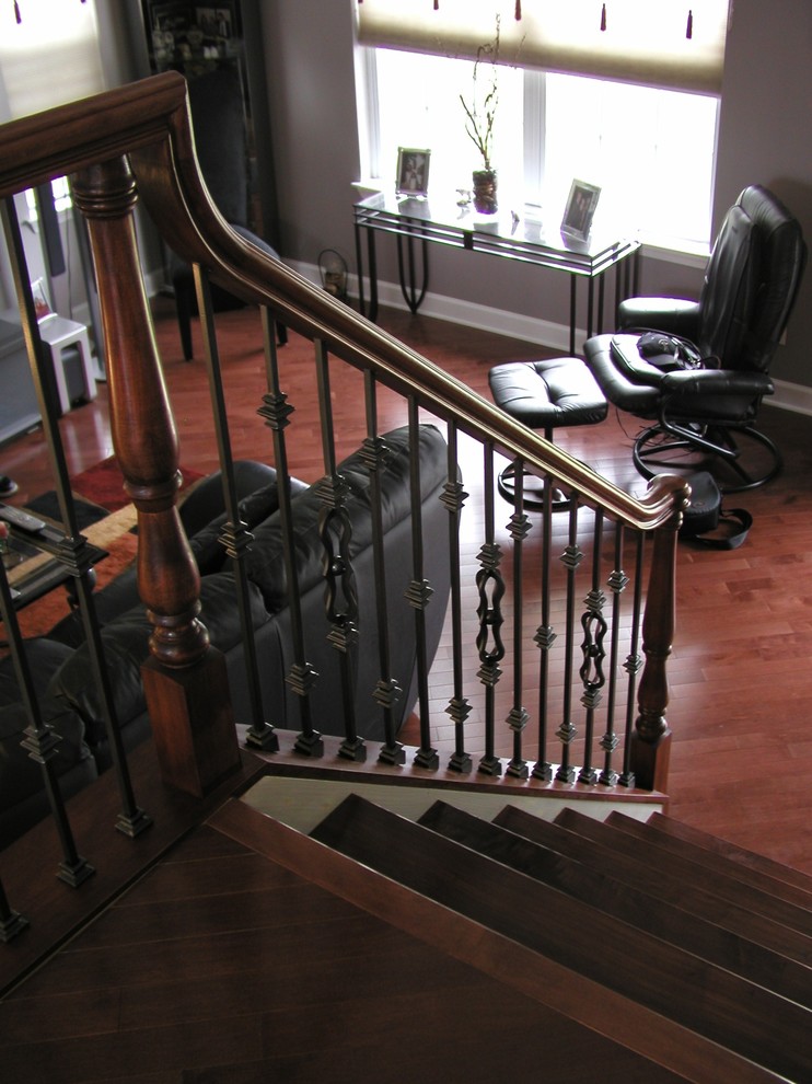 Elegant staircase photo in Philadelphia