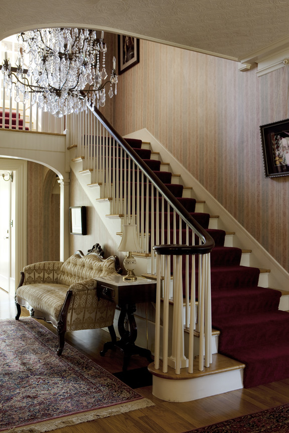Elegant staircase photo in San Francisco