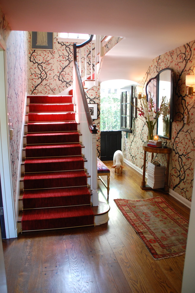 Elegant staircase photo in Los Angeles