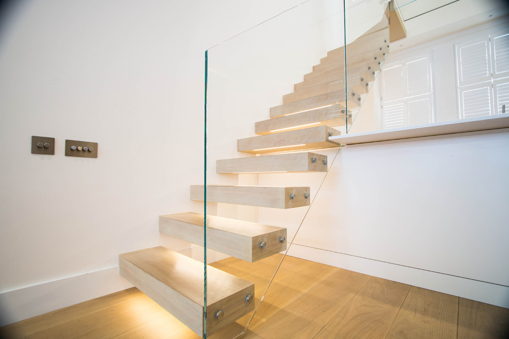 Exemple d'un escalier moderne.