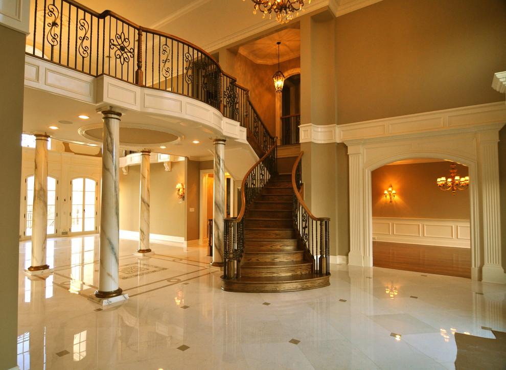 Elegant staircase photo in New York