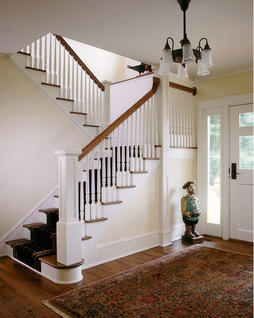 Front entry staircase Country Staircase Other by Karp