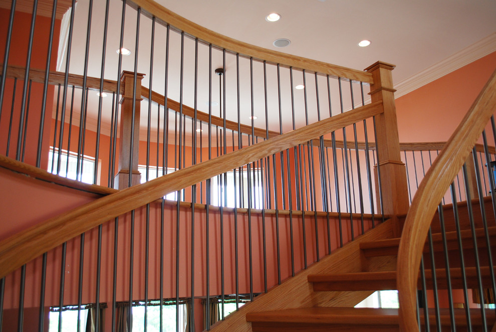 Staircase - contemporary staircase idea in New Orleans