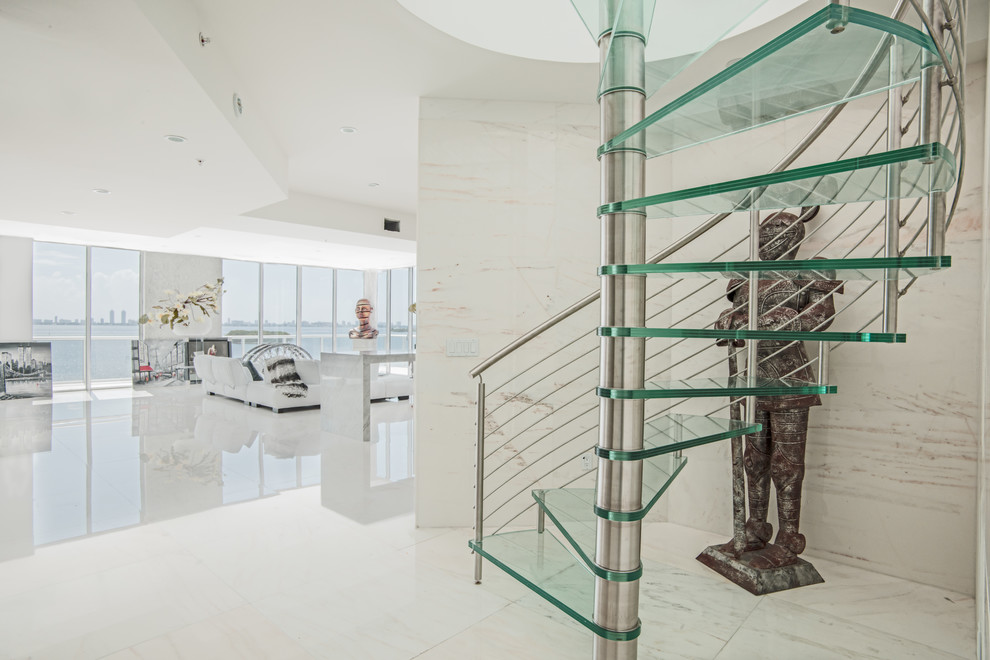 Curated visual reference: Visual Reference: Glass Spiral Staircase Penthouse In Miami Design District