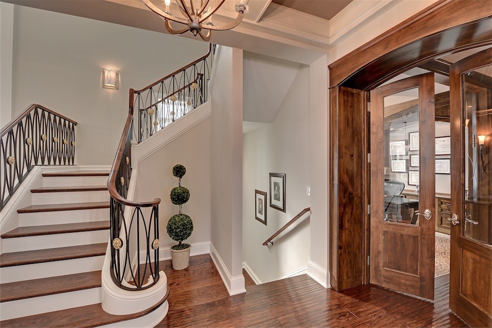 Example of a classic staircase design in Minneapolis
