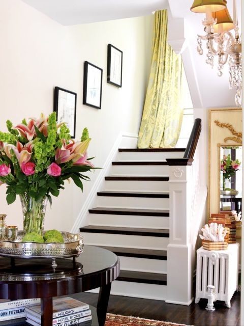 Inspiration for a timeless staircase remodel in Minneapolis