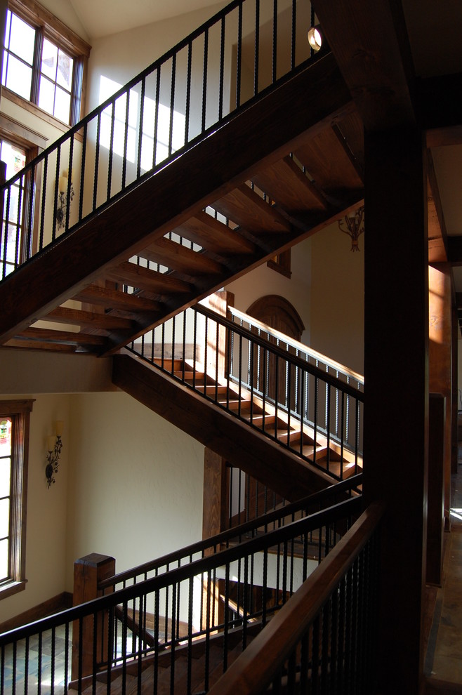 Design ideas for a rustic staircase in Denver.