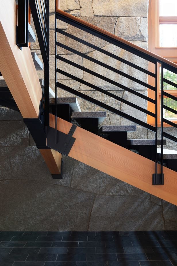 Design ideas for an expansive modern l-shaped staircase in Burlington.