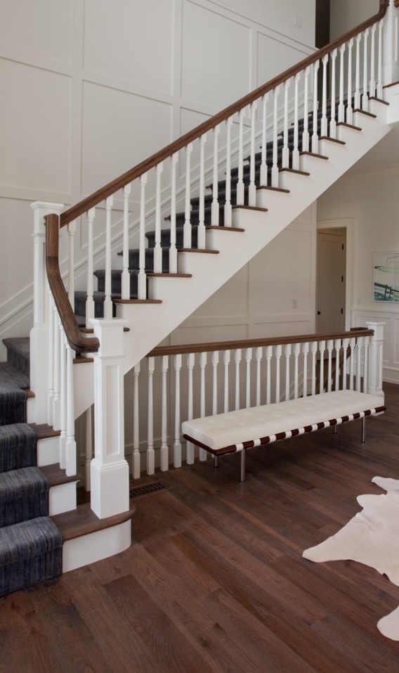 Inspiration pour un escalier design avec des marches en bois.