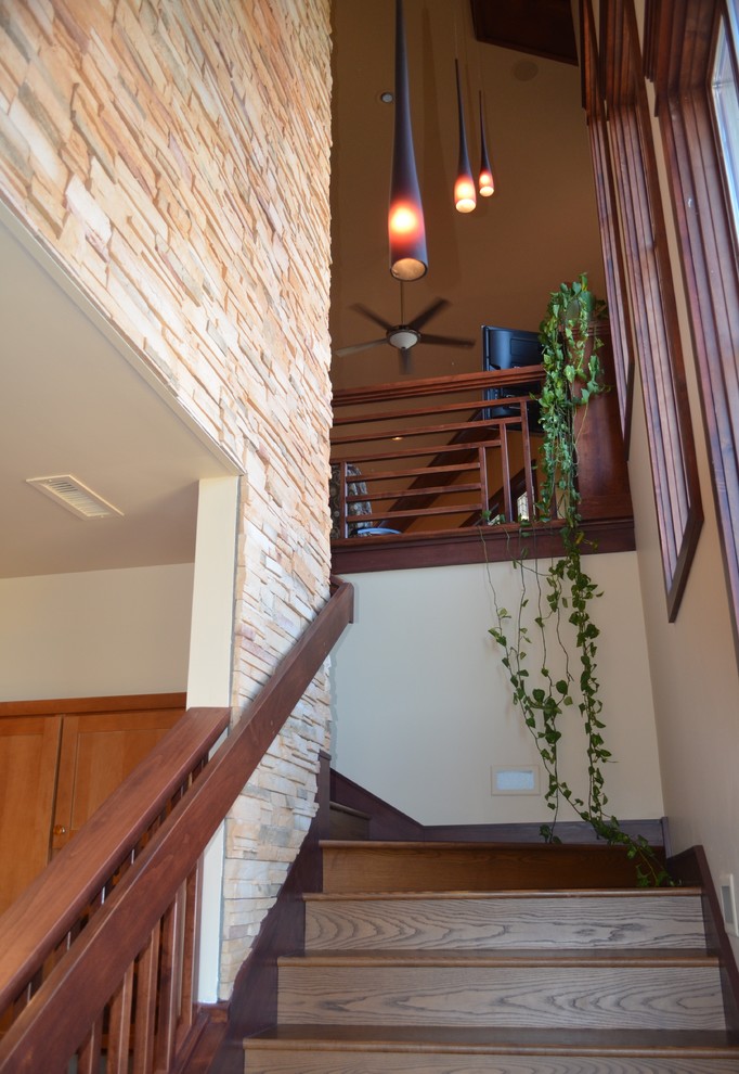 Mittelgroße Moderne Holztreppe in L-Form mit Holz-Setzstufen in Phoenix