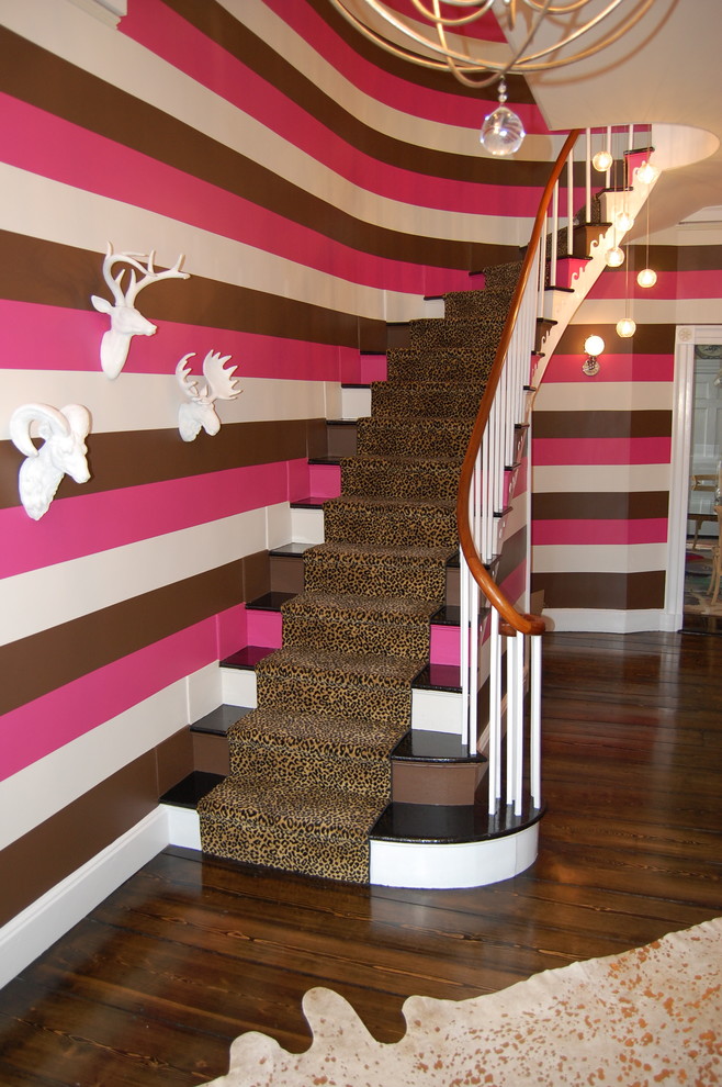 Staircase - contemporary curved staircase idea in San Francisco