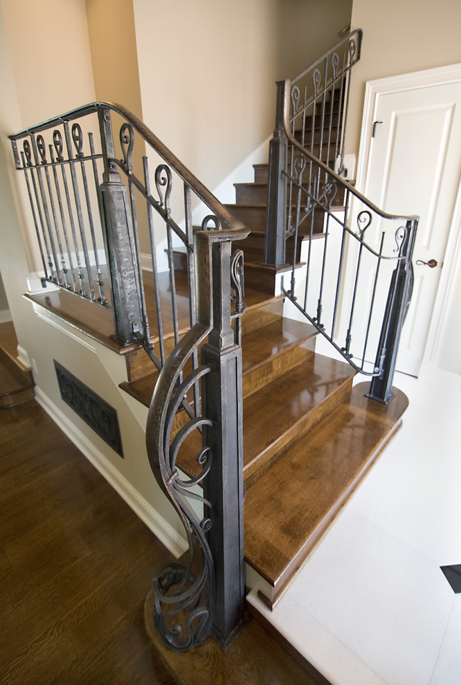 Staircase - traditional staircase idea in Louisville