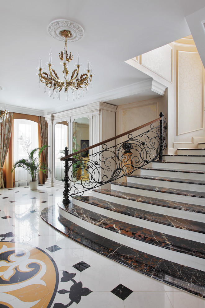 Inspiration for a timeless staircase remodel in Yekaterinburg